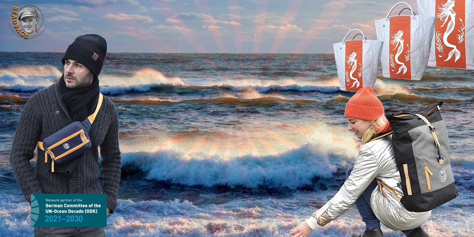 Intro Banner Beadbags Ocean desktop Frau und Mann am Meer mit Rucksack