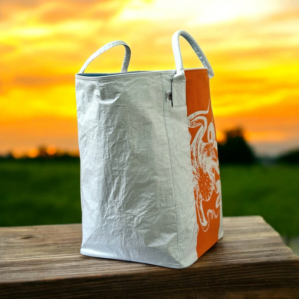 Beadbags Spacy XXL Oktopus weiß/orange seitlich