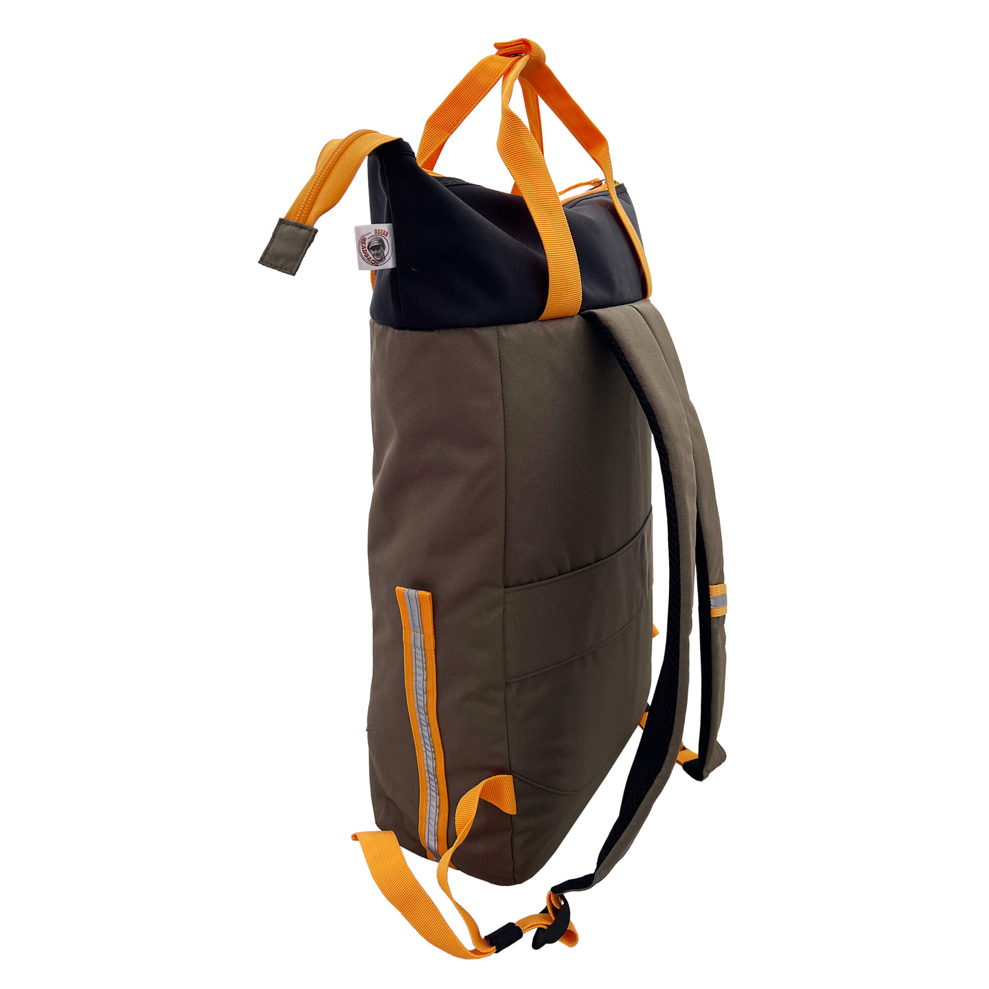 Oceanboundbags von Beadbags Rucksack Pazifik oliv seitlich 2