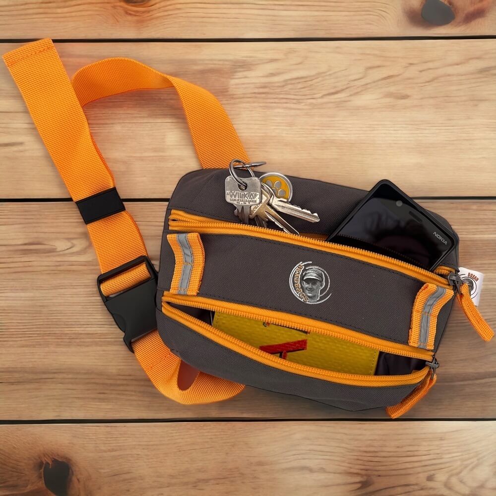 Oceanboundbags von Beadbags Gürteltasche Atlantik oliv gefüllt 3