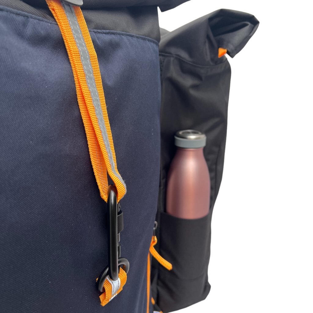 Oceanboundbags von Beadbags Rucksack Ostsee oliv Karabiner 3