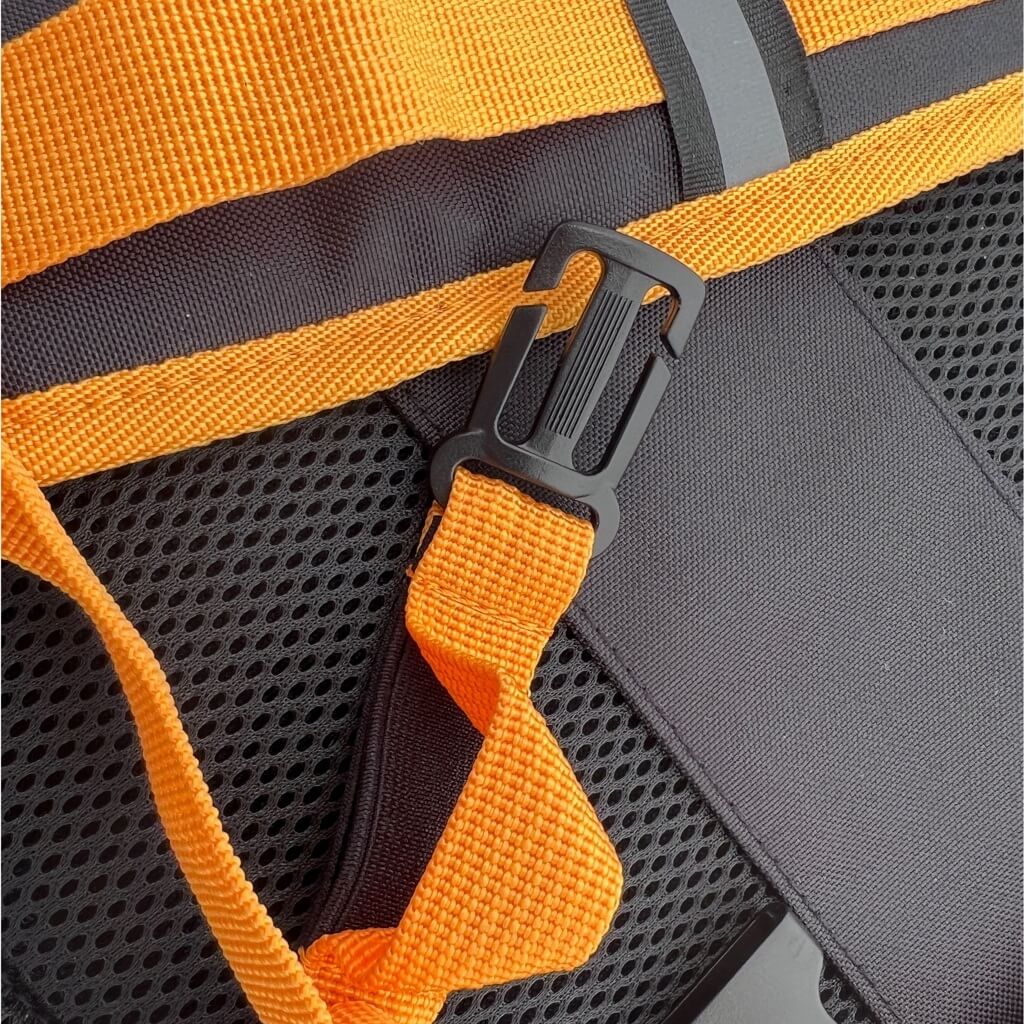 Oceanboundbags von Beadbags Rucksack Ostsee oliv Gurt 2