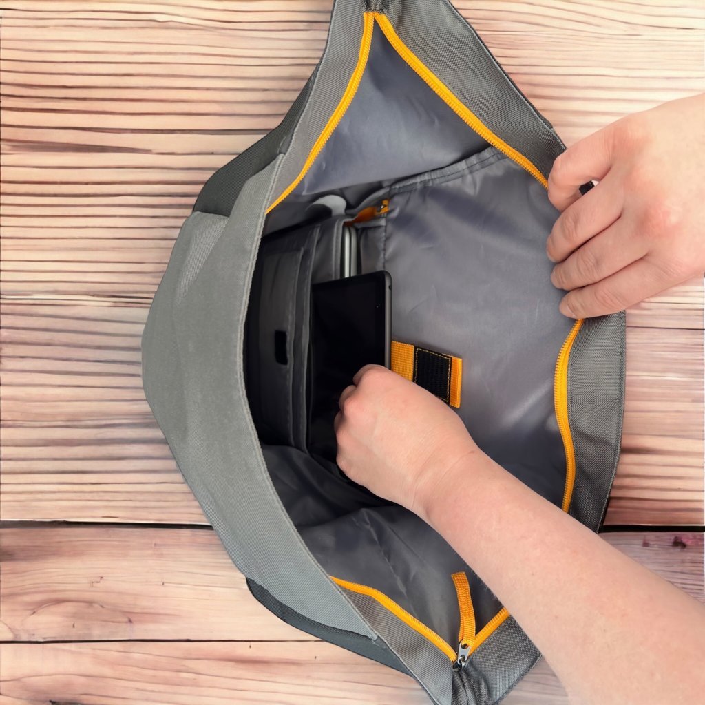 Oceanboundbags von Beadbags Rucksack Pazifik gelb offen 23