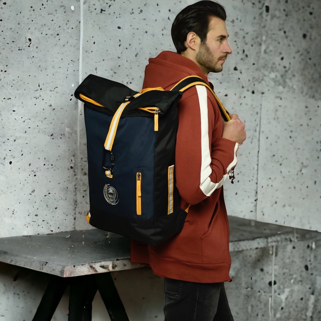 Oceanboundbags von Beadbags Rucksack Ostsee oliv Personen 1