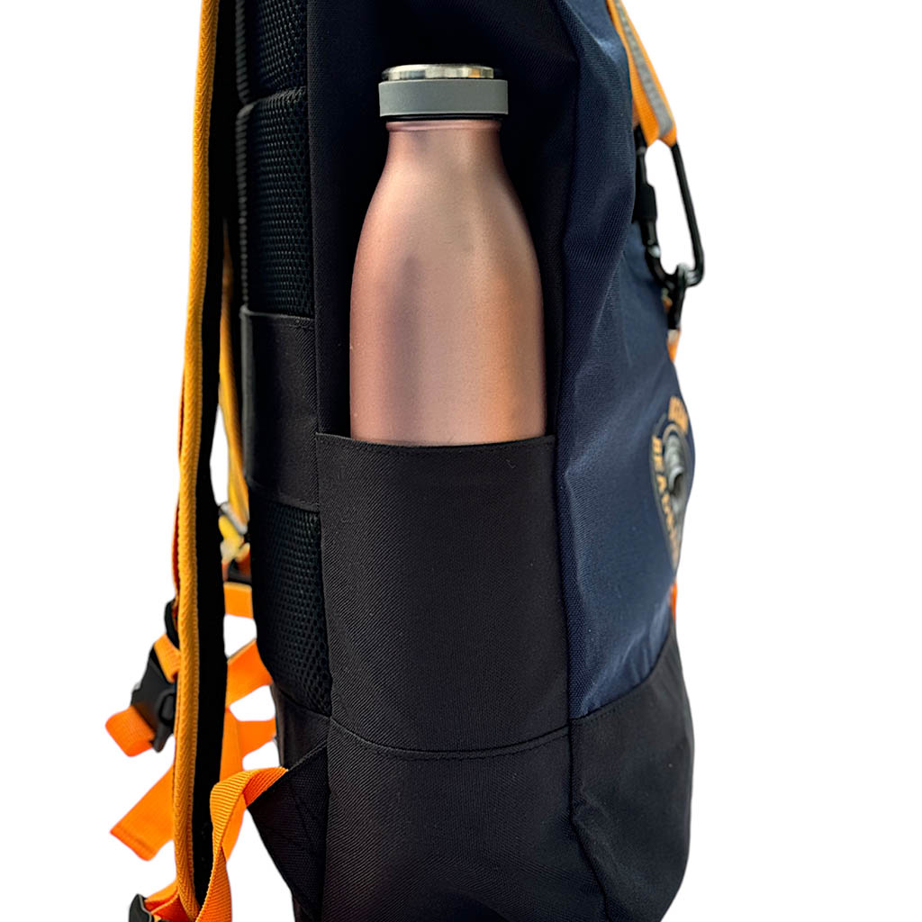 Oceanboundbags von Beadbags Rucksack Ostsee blau Trinkflasche außen 1
