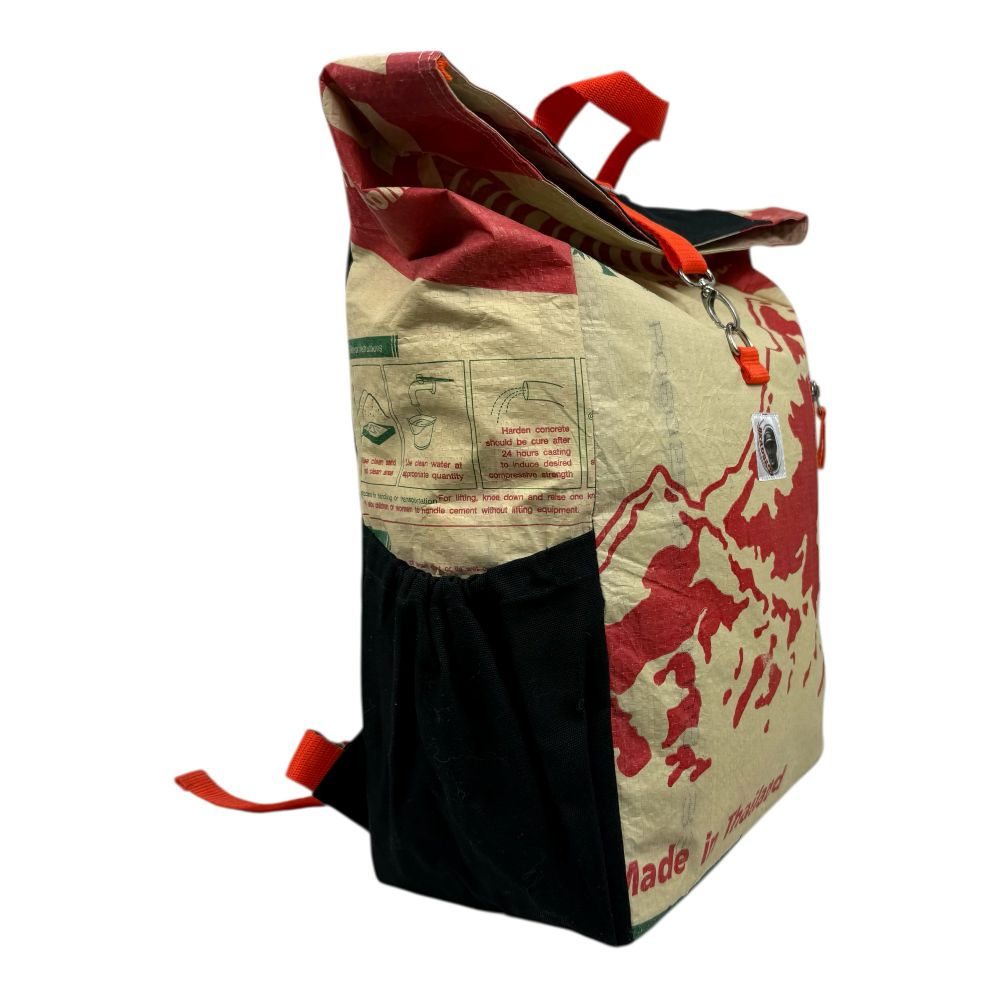 BEADBAGS Adventure Rucksack – Zementrot Mountain – Produktansicht 2