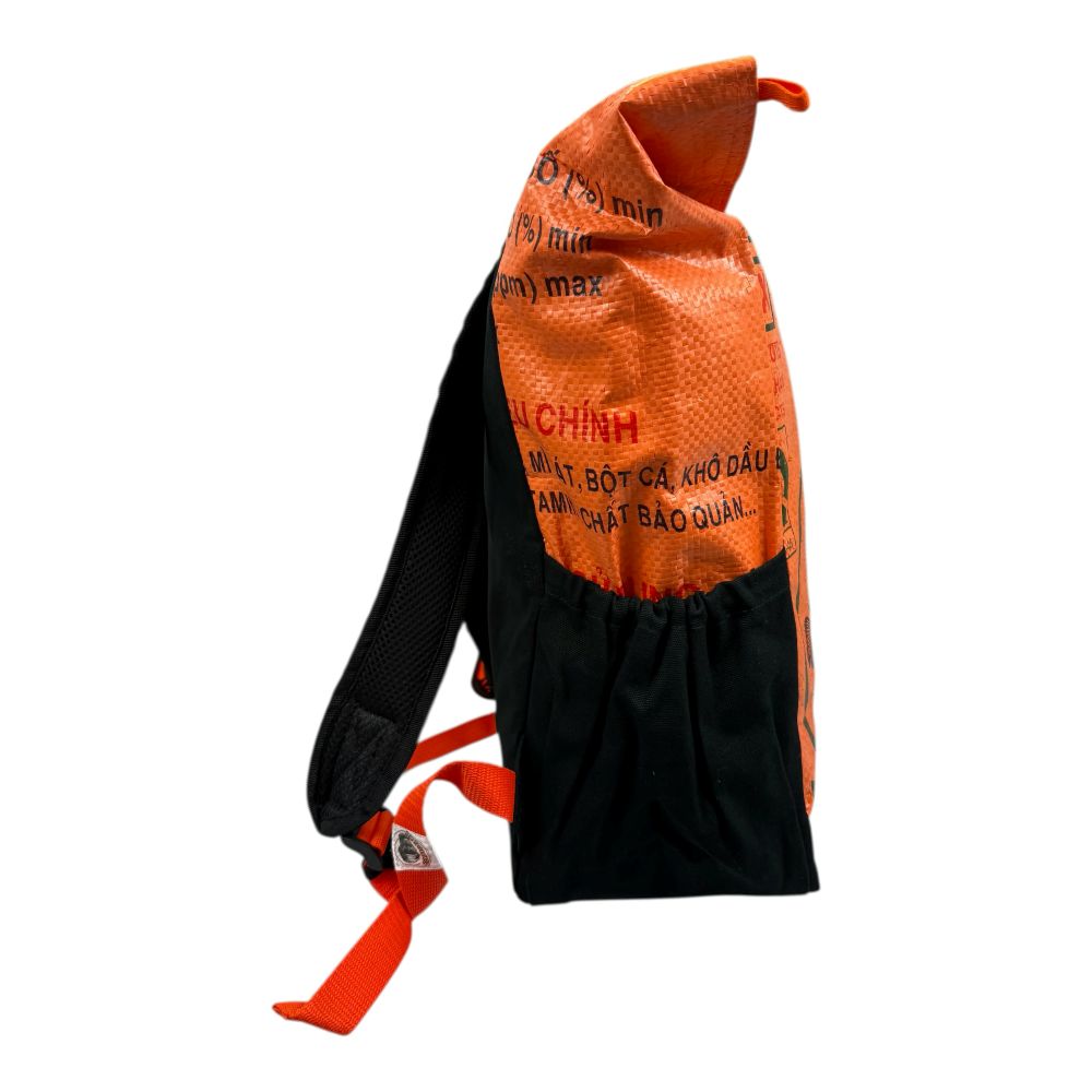 BEADBAGS Adventure Rucksack – Orange mit Fischmotiv – Produktansicht 3
