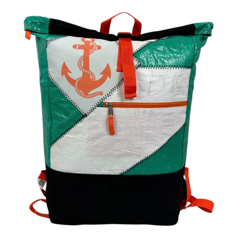 BEADBAGS Anker Rucksack – Grün-Weiß mit orangem Anker und weißem Patch – Produktfoto 1