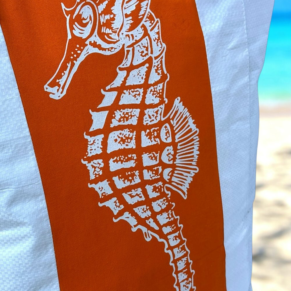 Beadbags Spacy Small Seepferd weiß/orange nah