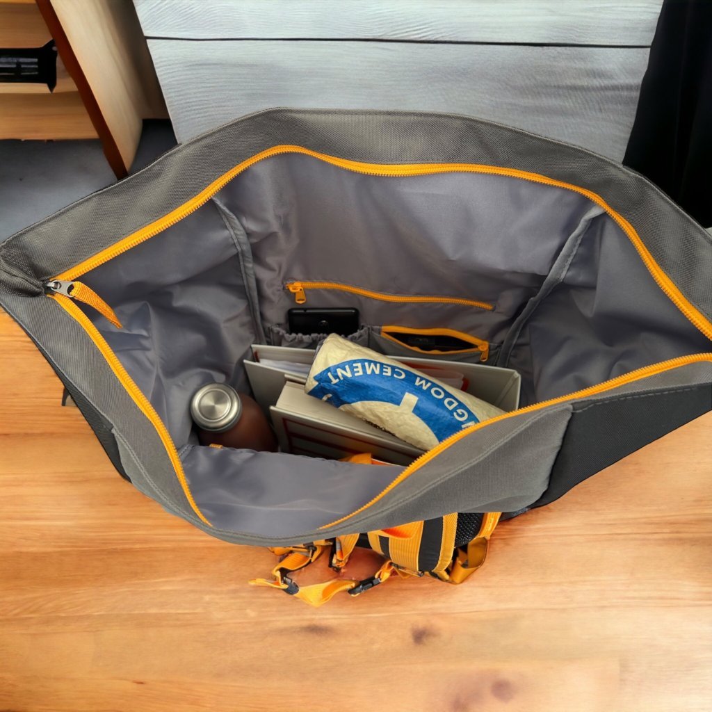 Oceanboundbags von Beadbags Rucksack Pazifik gelb offen 24